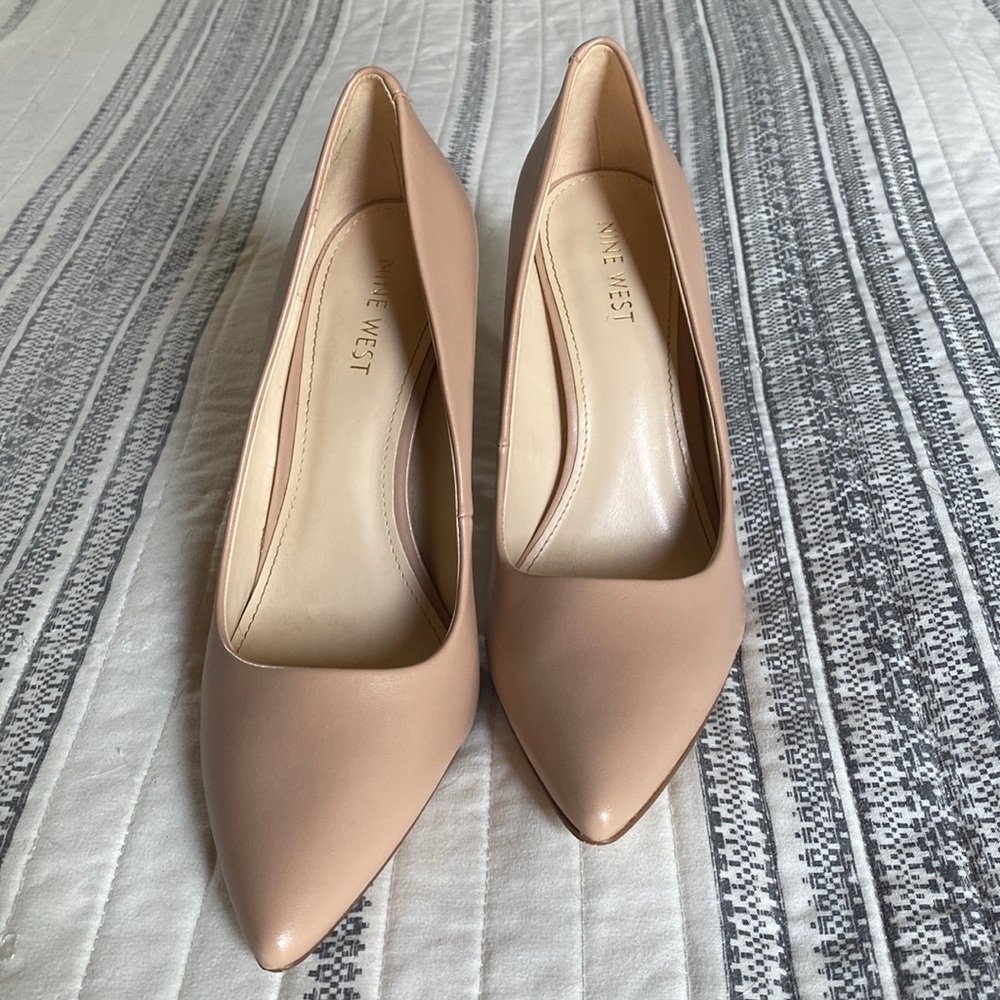 Nine West nude heels